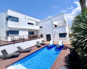R64 Deluxe Villa Déjà Vu